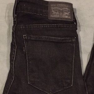 Levi’s 711 Skinny Denim